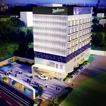 Radisson Lucknow City Center Hotel Exterior photo